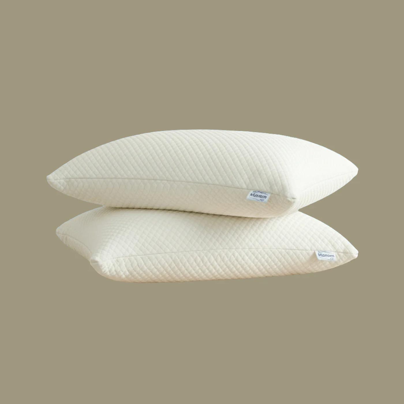 Manam queen pillow