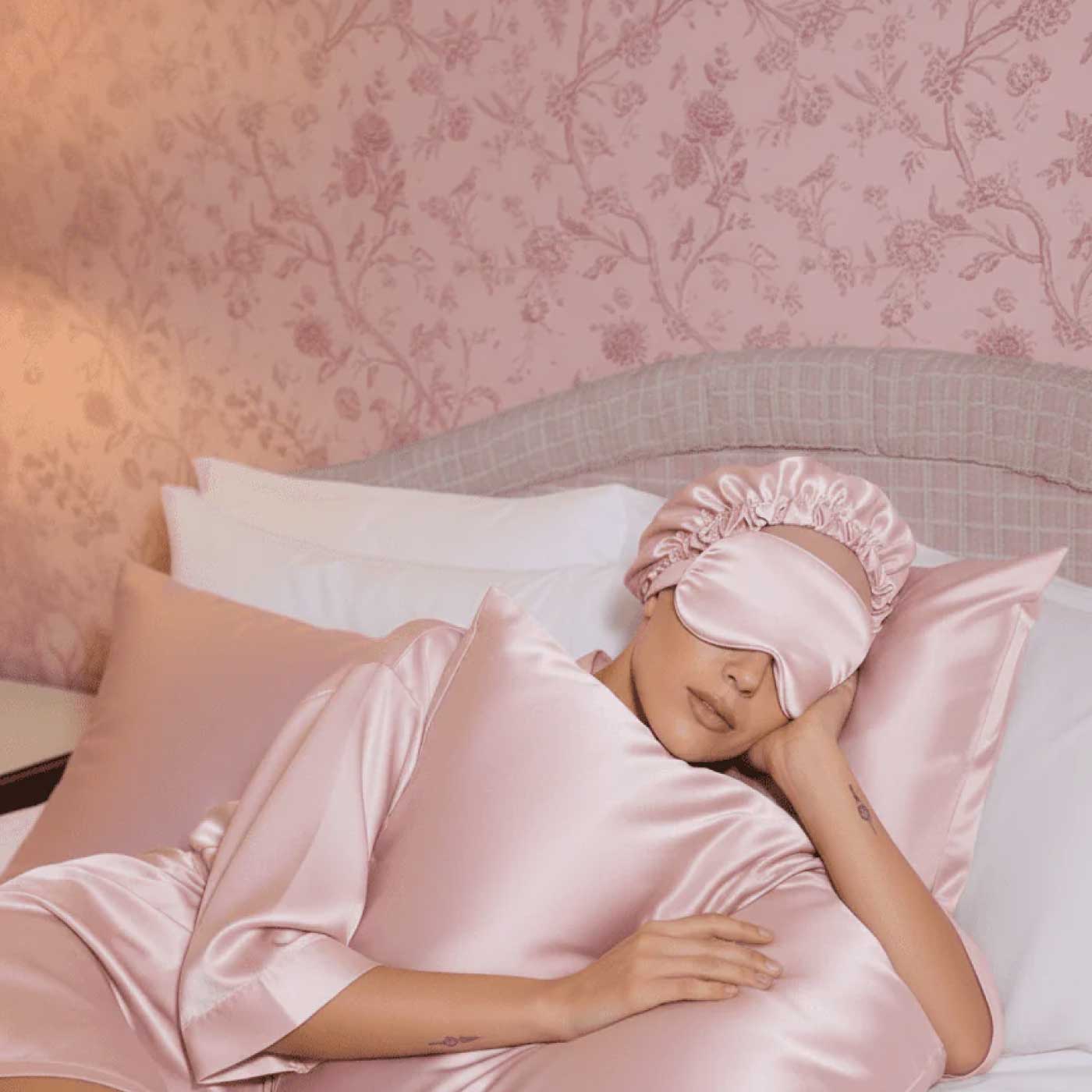 Manam Silk Pillowcase