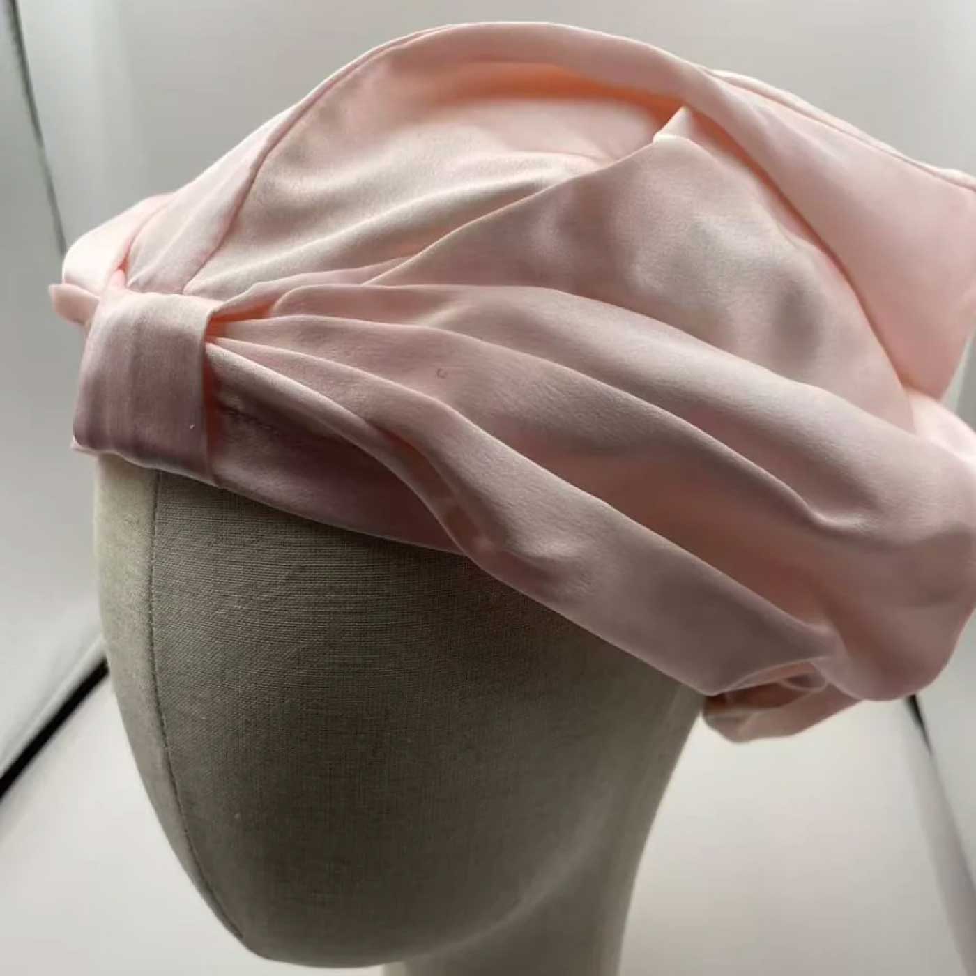 Manam Silk Pillowcase